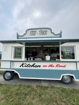 Foodtruck ( Kitchen on the Road )